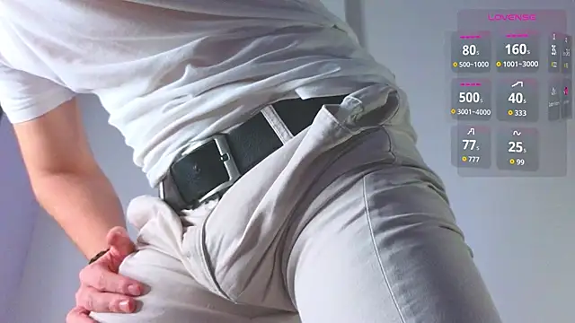 S3Xyes online show from November 21, 2025, 4:06 pm