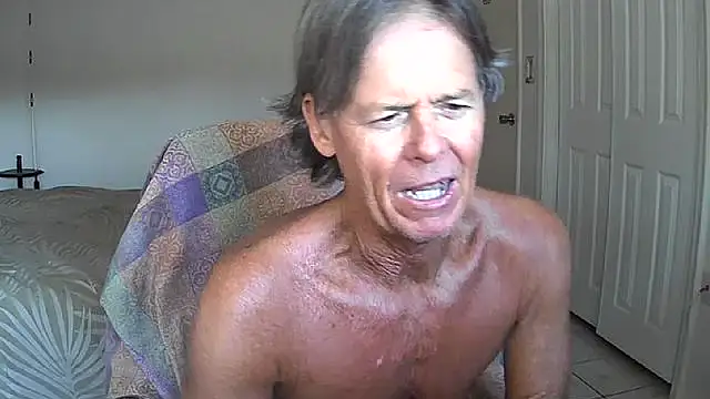 nakeedcowboi65 online show from May 16, 2026, 12:20 am