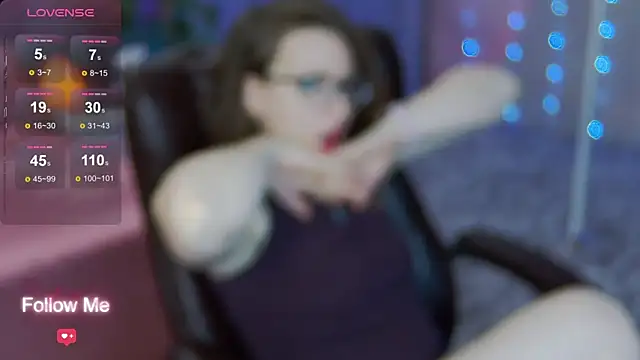 AngelaWhiti online show from January 18, 2025, 6:10 pm