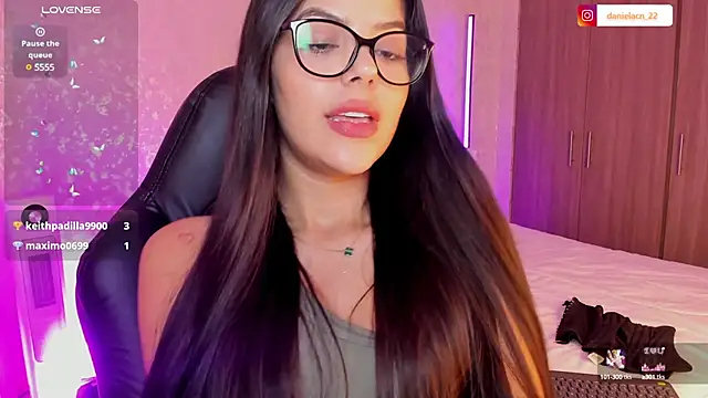 salome  11 online show from March 11, 2025, 3:25 am