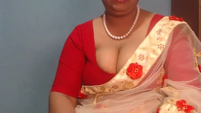 Snapshot of naughtyboobs38dd chatting on June 11, 2026, 5:10 pm naughtyboobs38dd online show from June 11, 2026, 5:10 pm
