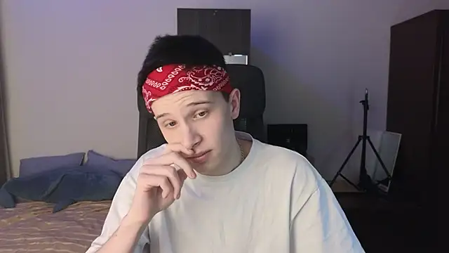 arlekincrop online show from March 10, 2026, 6:23 pm