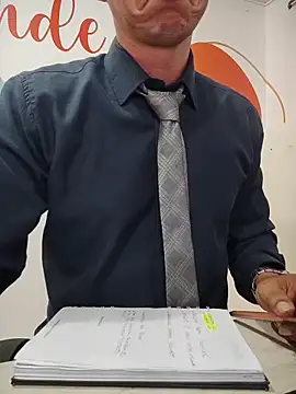 Business dickkk online show from November 5, 2025, 3:26 pm