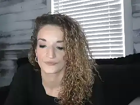 AshleyRain online show from February 11, 2026, 7:47 pm