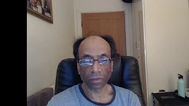 rauncher1 online show from April 5, 2026, 11:55 pm