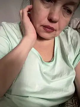 Snapshot of Susanel chatting on March 4, 2025, 8:57 am Susanel online show from March 4, 2025, 8:57 am