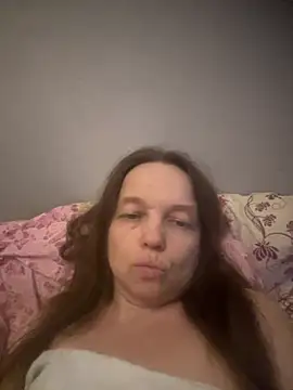 Snapshot of Susanel chatting on July 3, 2026, 10:49 pm Susanel online show from July 3, 2026, 10:49 pm