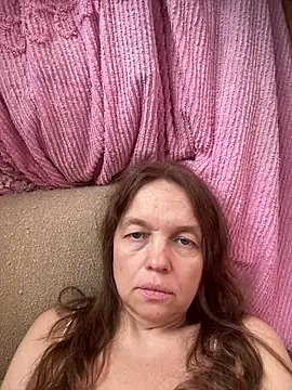 Snapshot of Susanel chatting on July 12, 2026, 9:32 am Susanel online show from July 12, 2026, 9:32 am