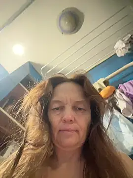 Snapshot of Susanel chatting on June 30, 2026, 5:02 pm Susanel online show from June 30, 2026, 5:02 pm