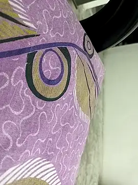 Boy0707xh online show from September 26, 2025, 6:37 pm