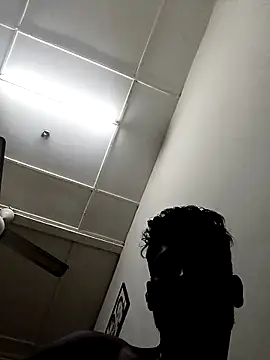 Boy0707xh online show from October 19, 2025, 11:02 am