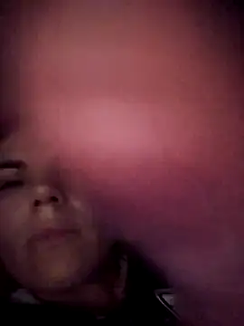 Snapshot of FeliciaKrige chatting on October 15, 2025, 8:39 pm FeliciaKrige online show from October 15, 2025, 8:39 pm