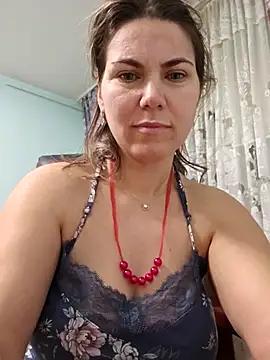 Snapshot of FeliciaKrige chatting on March 17, 2025, 9:46 pm FeliciaKrige online show from March 17, 2025, 9:46 pm