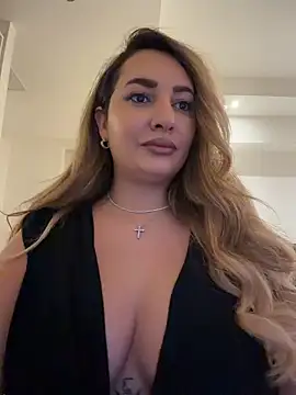 YaaraCollins online show from February 28, 2026, 7:13 pm