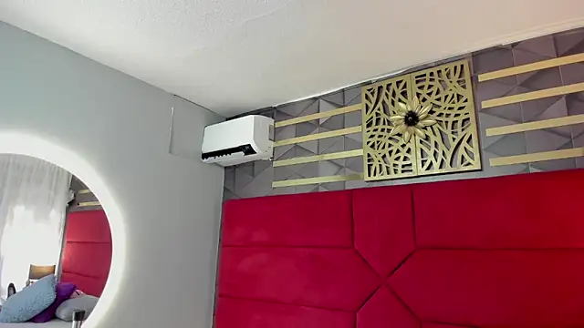 chantall1375 online show from January 11, 2026, 5:42 pm