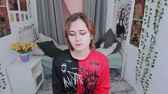 Alexa Lexi  online show from March 11, 2025, 10:29 am