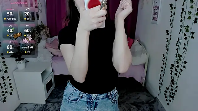 Alexa Lexi  online show from April 16, 2026, 10:38 am