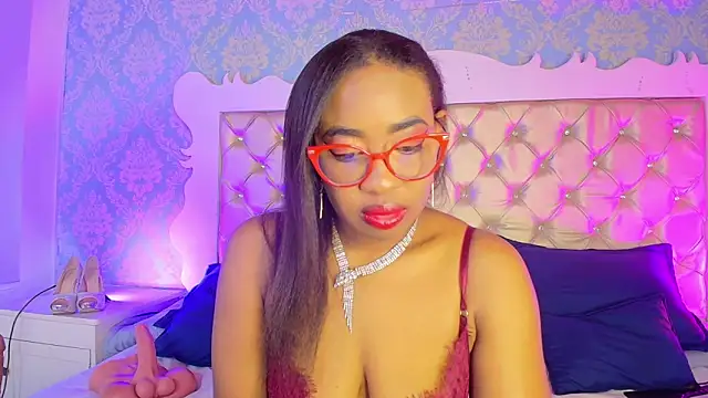 CaseyMoon online show from March 12, 2026, 12:42 pm