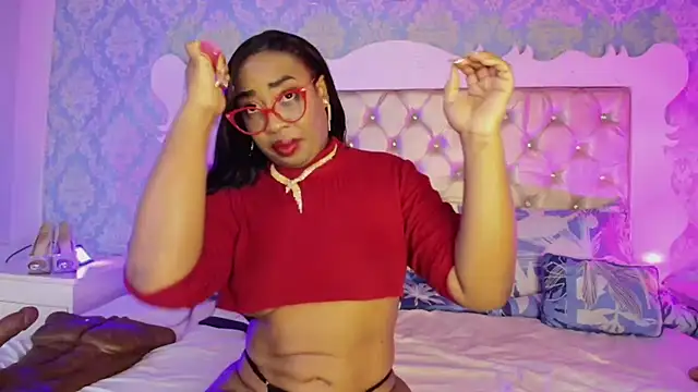 Snapshot of CaseyMoon chatting on January 14, 2026, 1:04 pm CaseyMoon online show from January 14, 2026, 1:04 pm