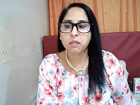 Snapshot of Indiankushy chatting on October 16, 2025, 4:48 pm Indiankushy online show from October 16, 2025, 4:48 pm