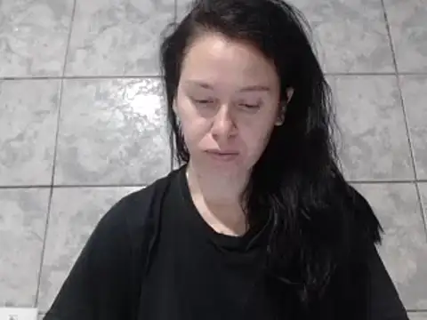 Venusluxodomme online show from September 29, 2025, 8:58 pm