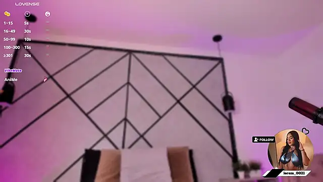 MaraMartine online show from February 26, 2025, 5:13 am