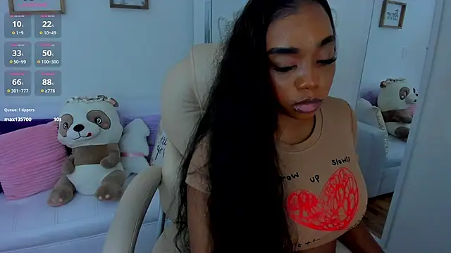 zobe love online show from March 12, 2025, 7:58 pm