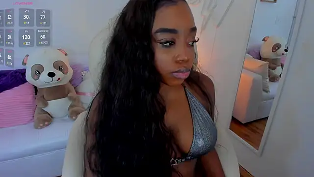 zobe love online show from March 14, 2025, 7:44 pm