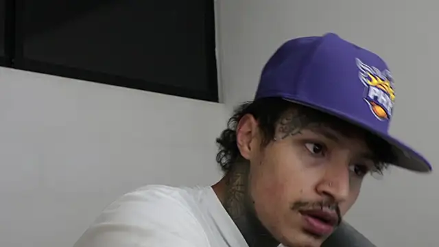 trieone online show from March 23, 2025, 2:37 am