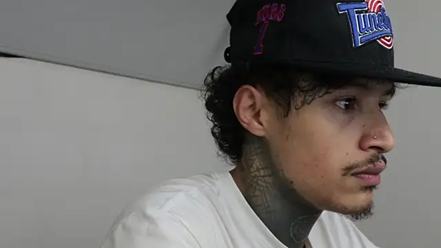 trieone online show from March 22, 2025, 4:14 am