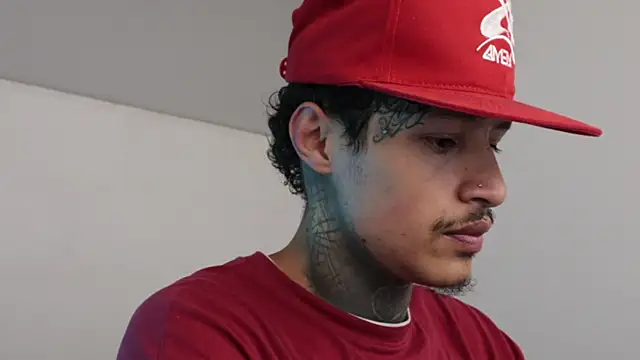 trieone online show from January 8, 2025, 2:57 am