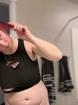 PussiesnCream  online show from March 18, 2025, 2:17 pm