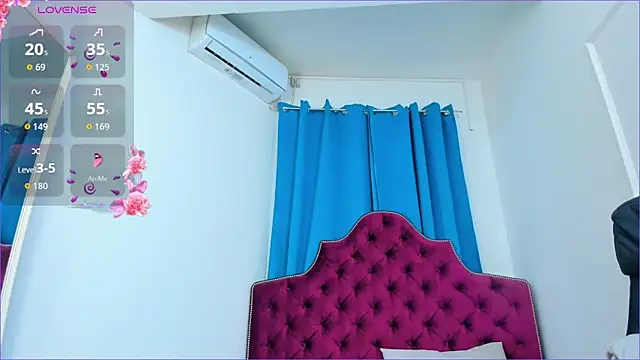 Snapshot of ninnadee chatting on November 4, 2025, 4:49 am ninnadee online show from November 4, 2025, 4:49 am