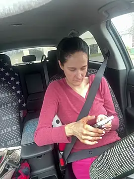 lolabunny9 online show from March 16, 2025, 8:10 pm