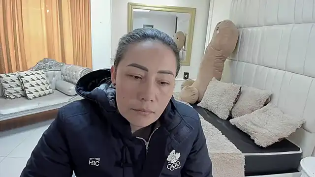 gaby trent online show from December 18, 2025, 12:20 pm