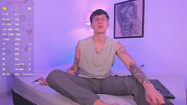 LeaneSeb online show from October 24, 2025, 7:57 pm