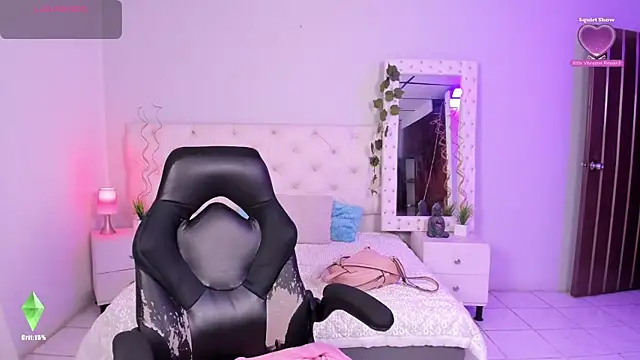 ximena slut 21 online show from March 18, 2025, 1:46 am