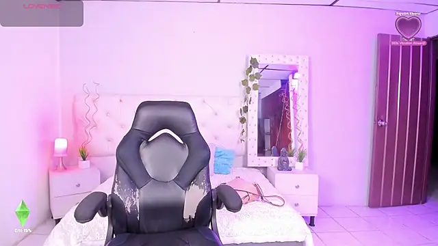 ximena slut 21 online show from March 17, 2025, 10:40 pm