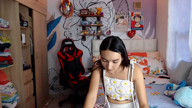 LinzyBaner online show from March 25, 2026, 10:08 pm