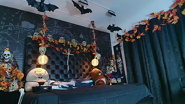 Snapshot of AlexHoe_ chatting on October 26, 2025, 6:41 pm AlexHoe online show from October 26, 2025, 6:41 pm