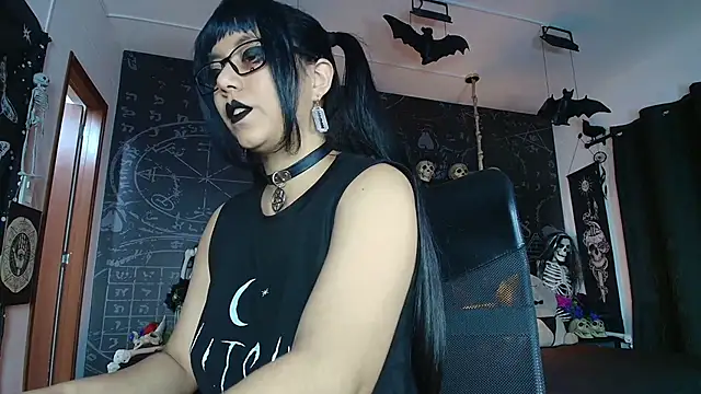 AlexHoe  online show from February 20, 2026, 7:05 pm