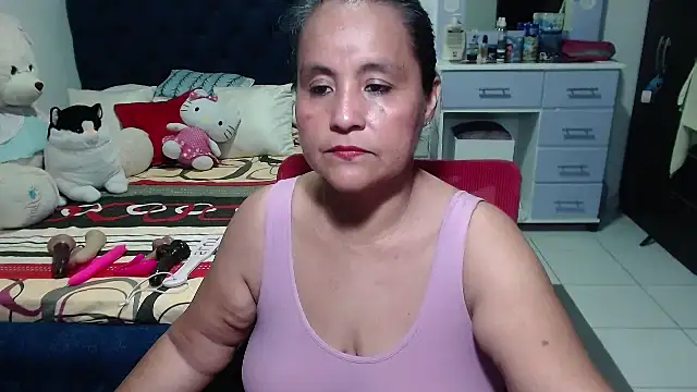 Snapshot of pervert_mommy_ chatting on September 22, 2025, 12:00 pm pervert mommy online show from September 22, 2025, 12:00 pm