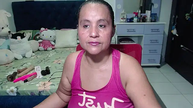 Snapshot of pervert_mommy_ chatting on December 4, 2025, 10:14 am pervert mommy online show from December 4, 2025, 10:14 am