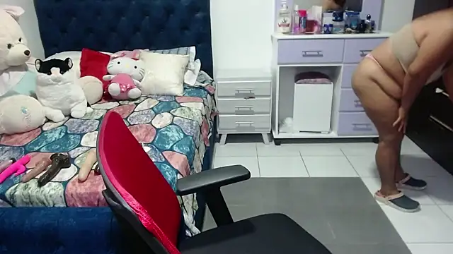 Snapshot of pervert_mommy_ chatting on October 25, 2025, 10:25 am pervert mommy online show from October 25, 2025, 10:25 am