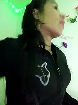 CATRINA SEXXX online show from November 13, 2025, 9:02 am