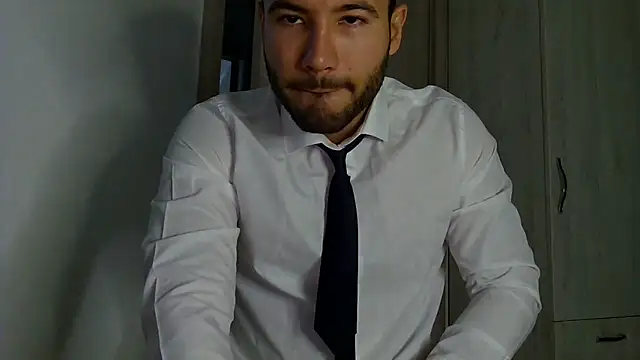 Justynn1 online show from September 26, 2025, 5:03 am