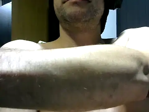 gauchors20 online show from December 4, 2024, 1:08 am