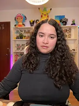 Snapshot of Sweet_sully__ chatting on January 17, 2026, 9:57 am Sweet sully online show from January 17, 2026, 9:57 am