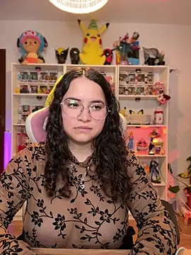 Snapshot of Sweet_sully__ chatting on February 13, 2026, 8:47 am Sweet sully online show from February 13, 2026, 8:47 am