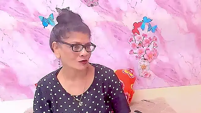 IndianAllure online show from November 29, 2025, 5:18 am